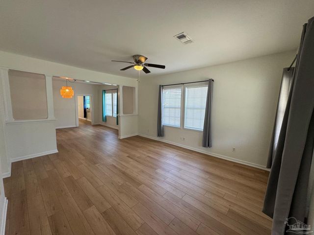 320 W Zarragossa St, Pensacola, FL 32502