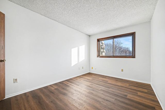 5747 Otter View Trail, White Bear Twp, MN 55110