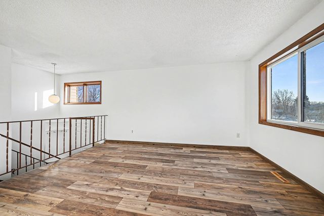 5747 Otter View Trail, White Bear Twp, MN 55110