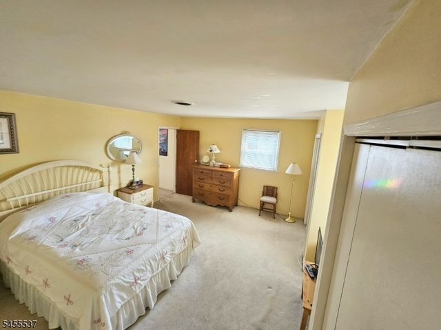 121 W Hanover Ave, Morris Plains Boro, NJ 07950