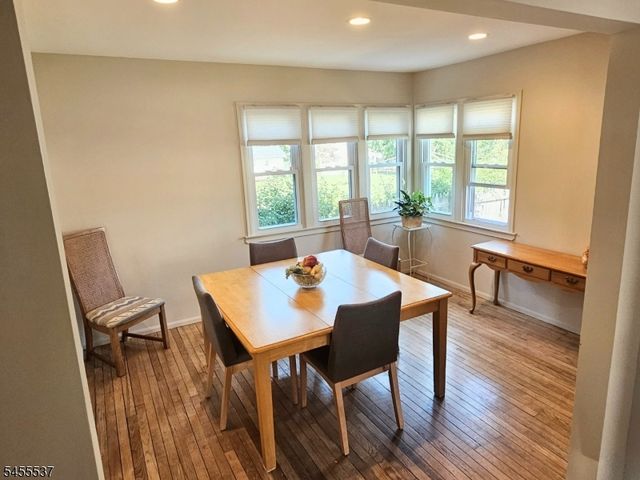 121 W Hanover Ave, Morris Plains Boro, NJ 07950