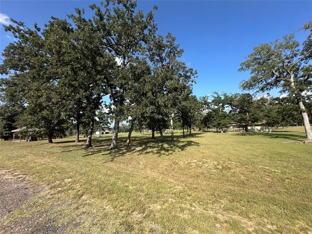 26546 Pin Oak Drive, Hempstead, TX 77445