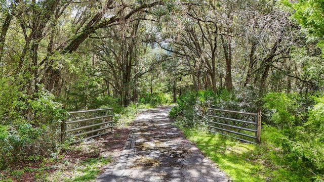 6594 N GOLD LEAF POINT, Dunnellon, FL 34433