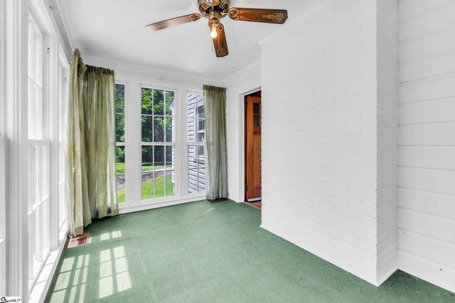 621 Church Street, Laurens, SC 29360
