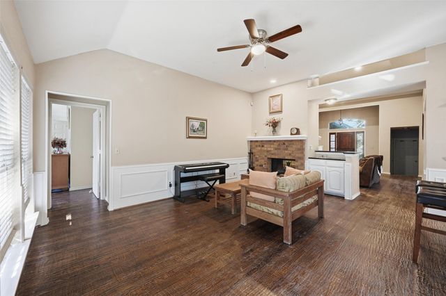 2680 Creekside Court, Highland Village, TX 75077