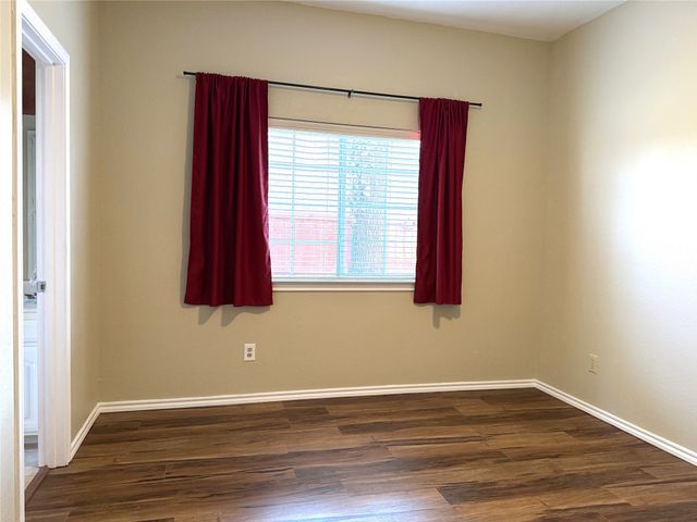 2680 Creekside Court, Highland Village, TX 75077