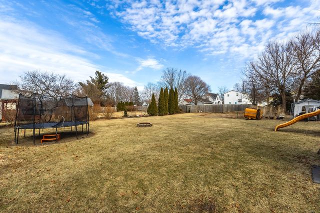 838 South State Street, Geneseo, IL 61254