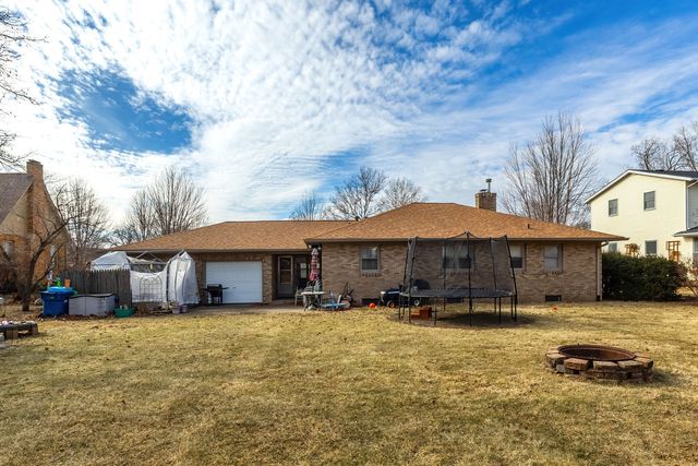 838 South State Street, Geneseo, IL 61254