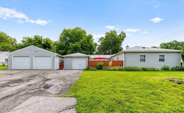 3618 Shawnee Drive, Kansas City, KS 66106