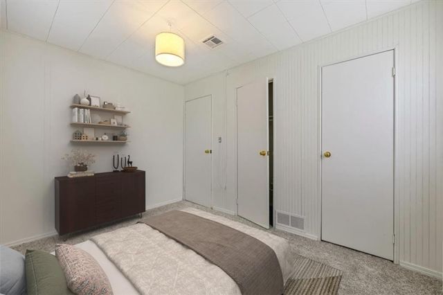 3618 Shawnee Drive, Kansas City, KS 66106