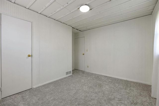 3618 Shawnee Drive, Kansas City, KS 66106