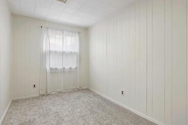 3618 Shawnee Drive, Kansas City, KS 66106