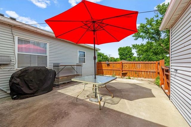 3618 Shawnee Drive, Kansas City, KS 66106