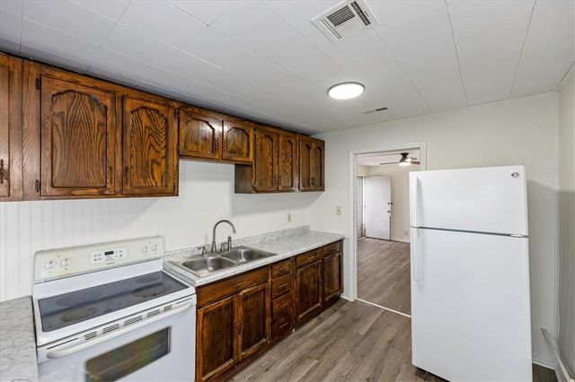 3618 Shawnee Drive, Kansas City, KS 66106