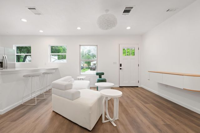 3501 Grayson LN, Austin, TX 78722