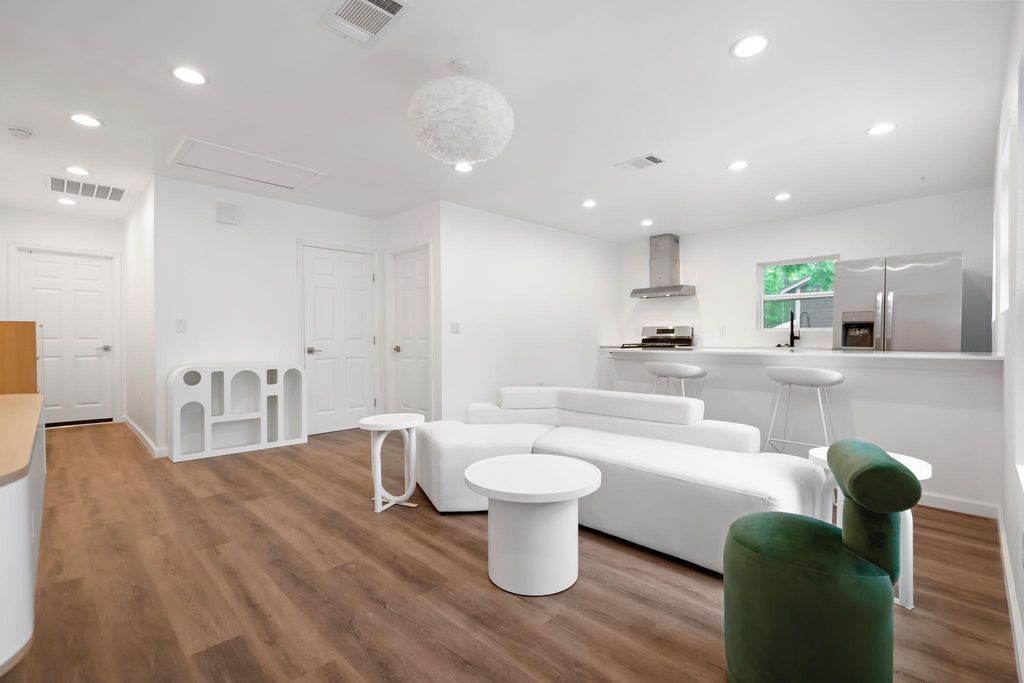 3501 Grayson LN, Austin, TX 78722