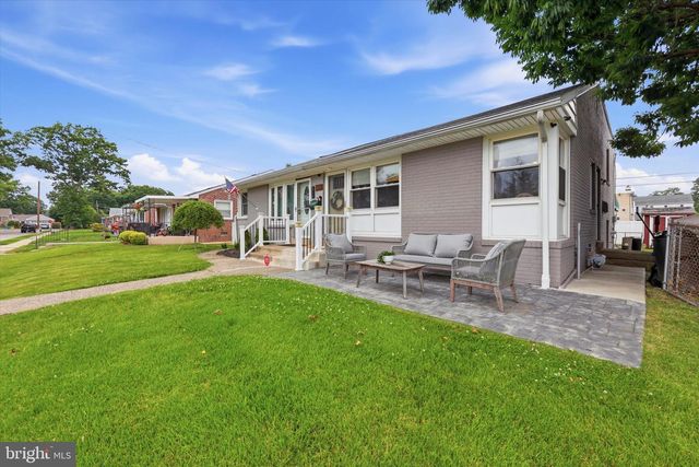 514 EDGEWOOD AVE, Folsom, PA 19033