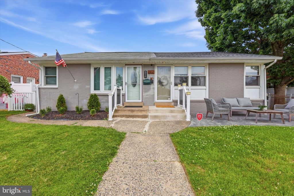 514 EDGEWOOD AVE, Folsom, PA 19033