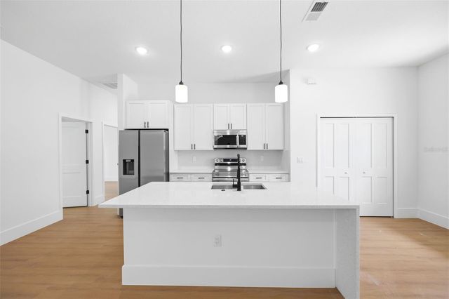 17188 SW 18TH AVENUE ROAD, Ocala, FL 34473