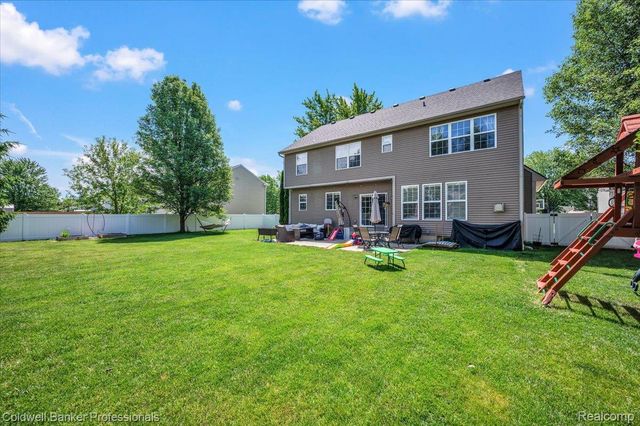 4449 Daniel Drive, Grand Blanc Charter Township, MI 48439