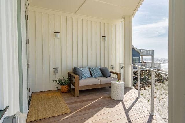 1579 E Ashley Avenue, Folly Beach, SC 29439