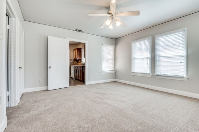 1324 Kings Highway 3, Dallas, TX 75208