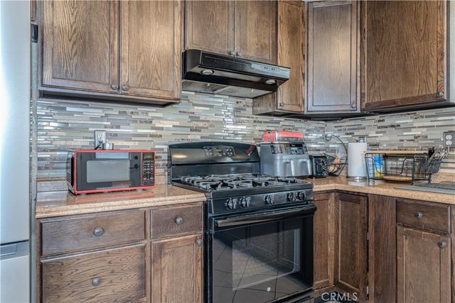 2106 W Olive, Fullerton, CA 92833