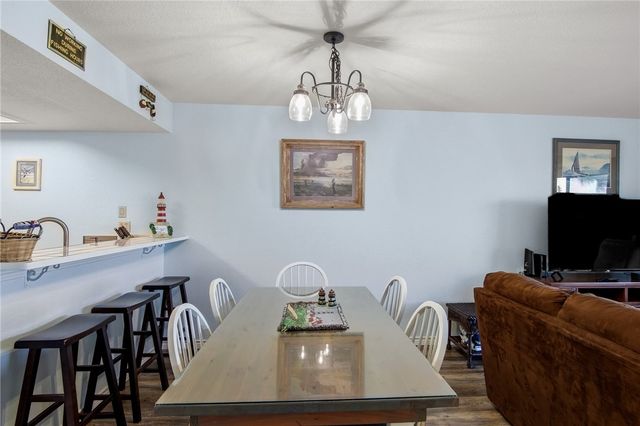 2292 N Fulton Beach Road 505, Rockport, TX 78382