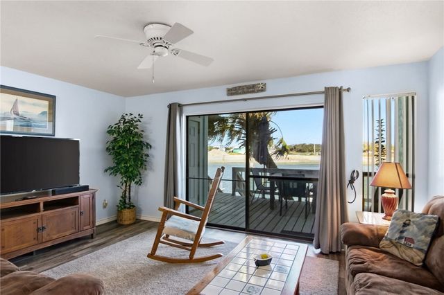 2292 N Fulton Beach Road 505, Rockport, TX 78382