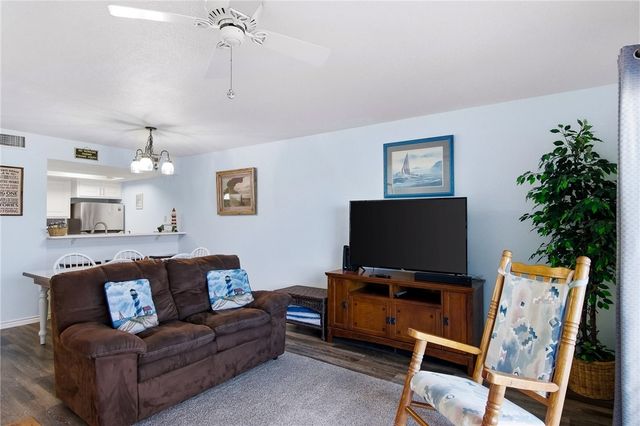 2292 N Fulton Beach Road 505, Rockport, TX 78382