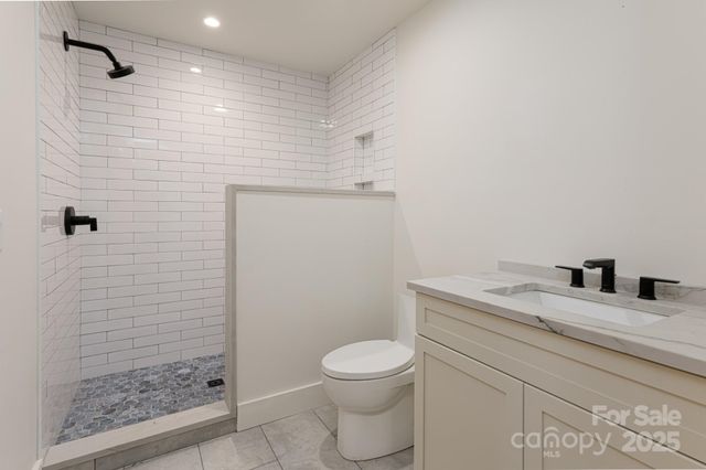 52 Hidden Grouse Lane, Sapphire, NC 28774