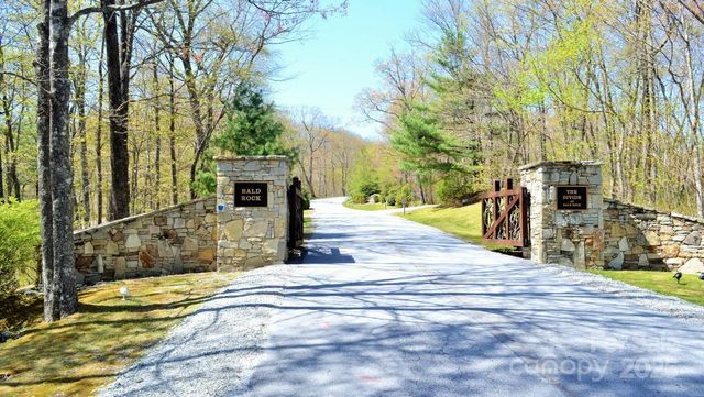 52 Hidden Grouse Lane, Sapphire, NC 28774