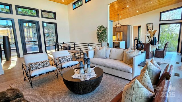 52 Hidden Grouse Lane, Sapphire, NC 28774