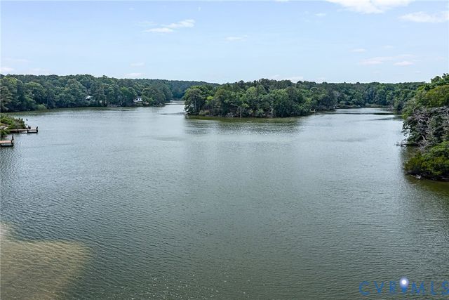 39 Anne Ct, Heathsville, VA 22473