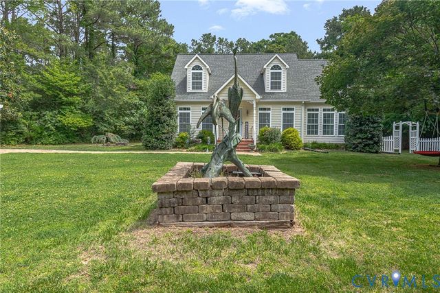 39 Anne Ct, Heathsville, VA 22473