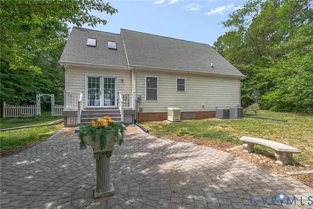 39 Anne Ct, Heathsville, VA 22473