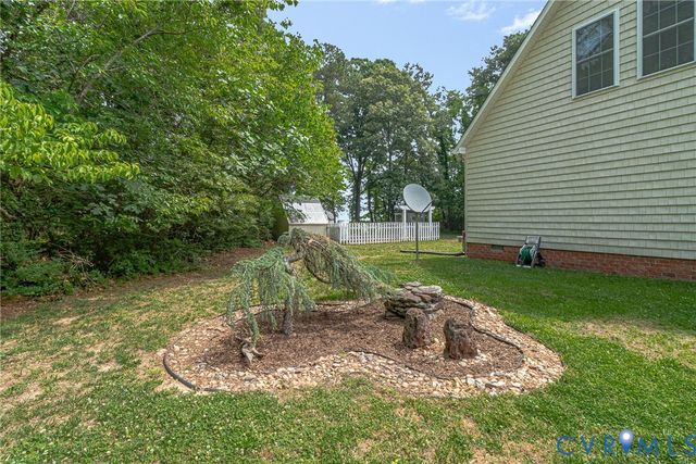 39 Anne Ct, Heathsville, VA 22473