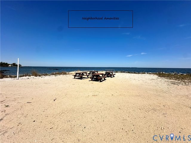 39 Anne Ct, Heathsville, VA 22473