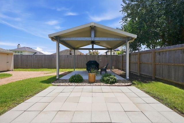 5329 High Bank Dr, Corpus Christi, TX 78413