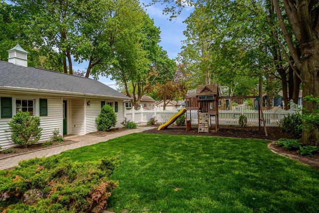 1197 Columbus Circle, Janesville, WI 53545