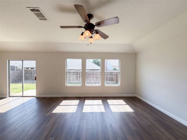 4709 Dogwood Drive, Denton, TX 76208