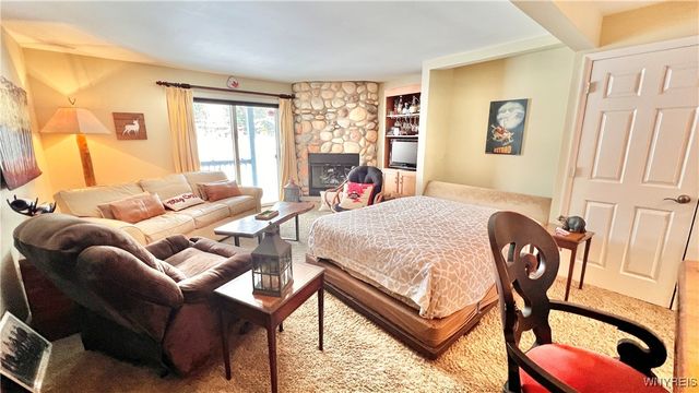 5 Wildflower Apts, Ellicottville, NY 14731