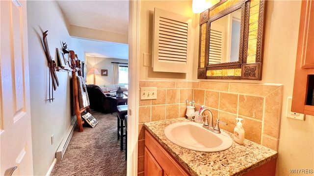 5 Wildflower Apts, Ellicottville, NY 14731