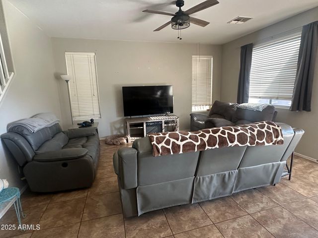 4967 E MEADOW LARK Way, San Tan Valley, AZ 85140