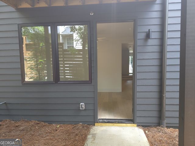 422 Cedar Dust Drive, Decatur, GA 30030