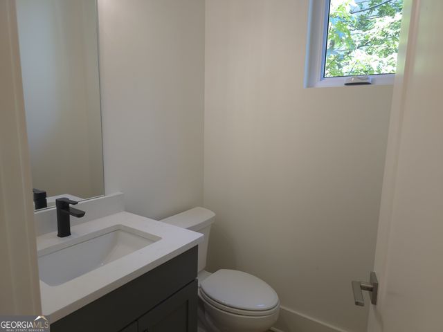 422 Cedar Dust Drive, Decatur, GA 30030