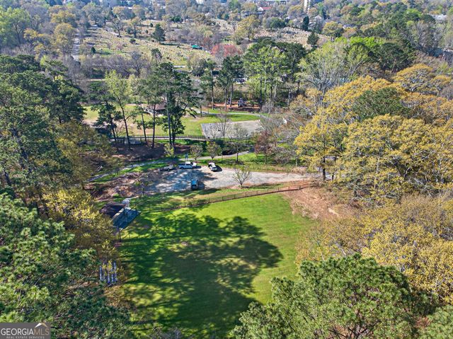 422 Cedar Dust Drive, Decatur, GA 30030