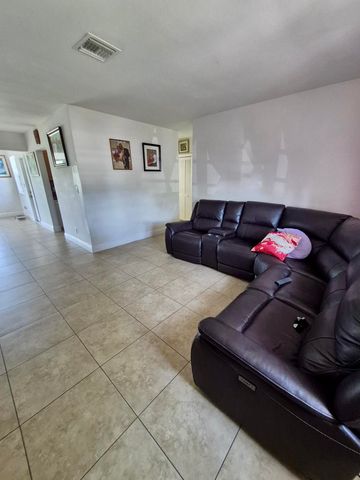 3141 SW 22ND Street, Fort Lauderdale, FL 33312