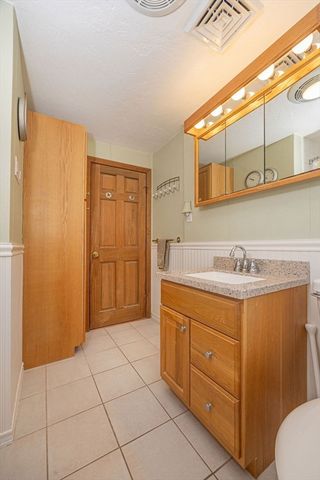 57 Justine Rd, Plymouth, MA 02360