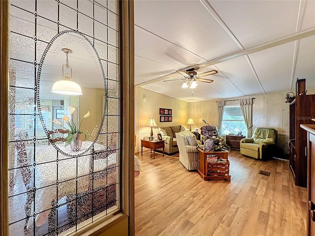 13508 PALM DRIVE, Astatula, FL 34705
